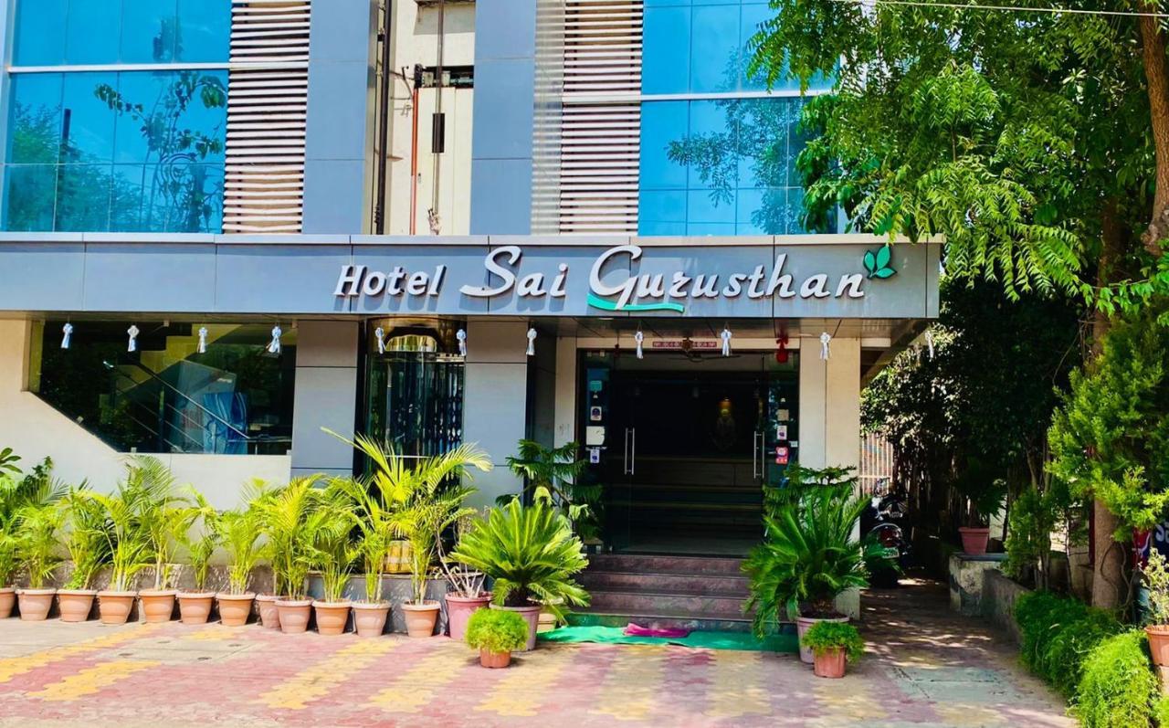 Hotel Sai Gurusthan Shirdi Zewnętrze zdjęcie