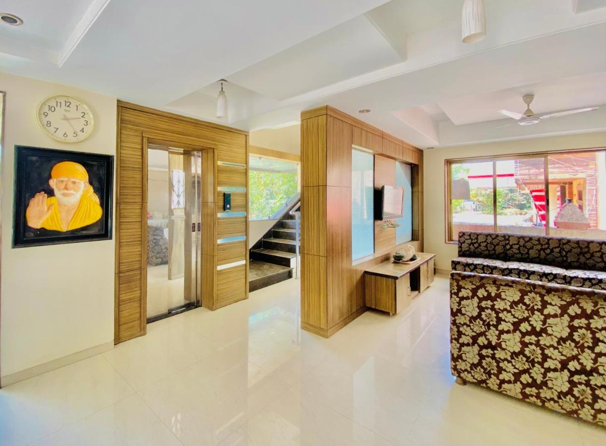Hotel Sai Gurusthan Shirdi Zewnętrze zdjęcie